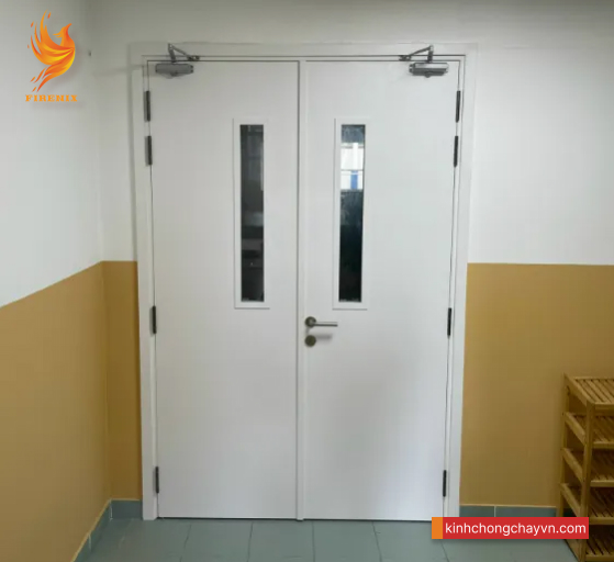 Cửa thép chống cháy trong chung cư