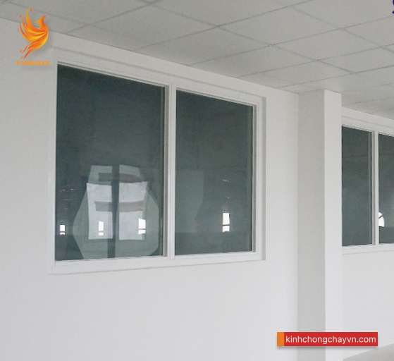 cốt lõi của vách kính chống cháy 60 phút