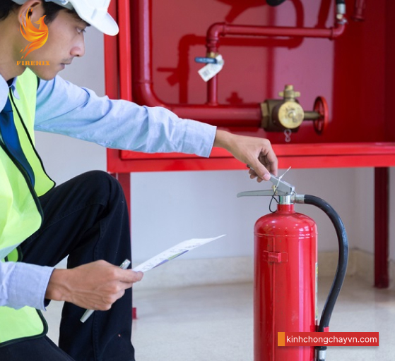 kiểm tra bình chữa cháy định kỳ