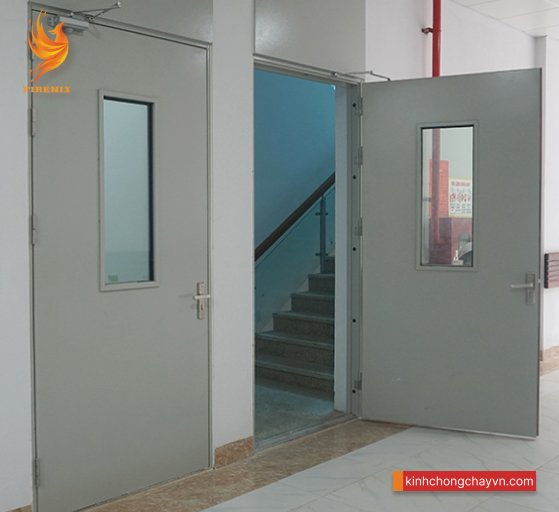 lắp đặt khóa tay gạt cho cửa chống cháy