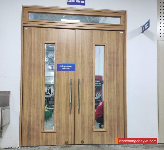 Lựa chọn cửa thép chống cháy chuẩn 