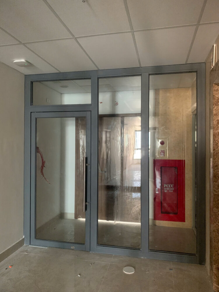 nhược điểm vách kính chống cháy ei 60 phút