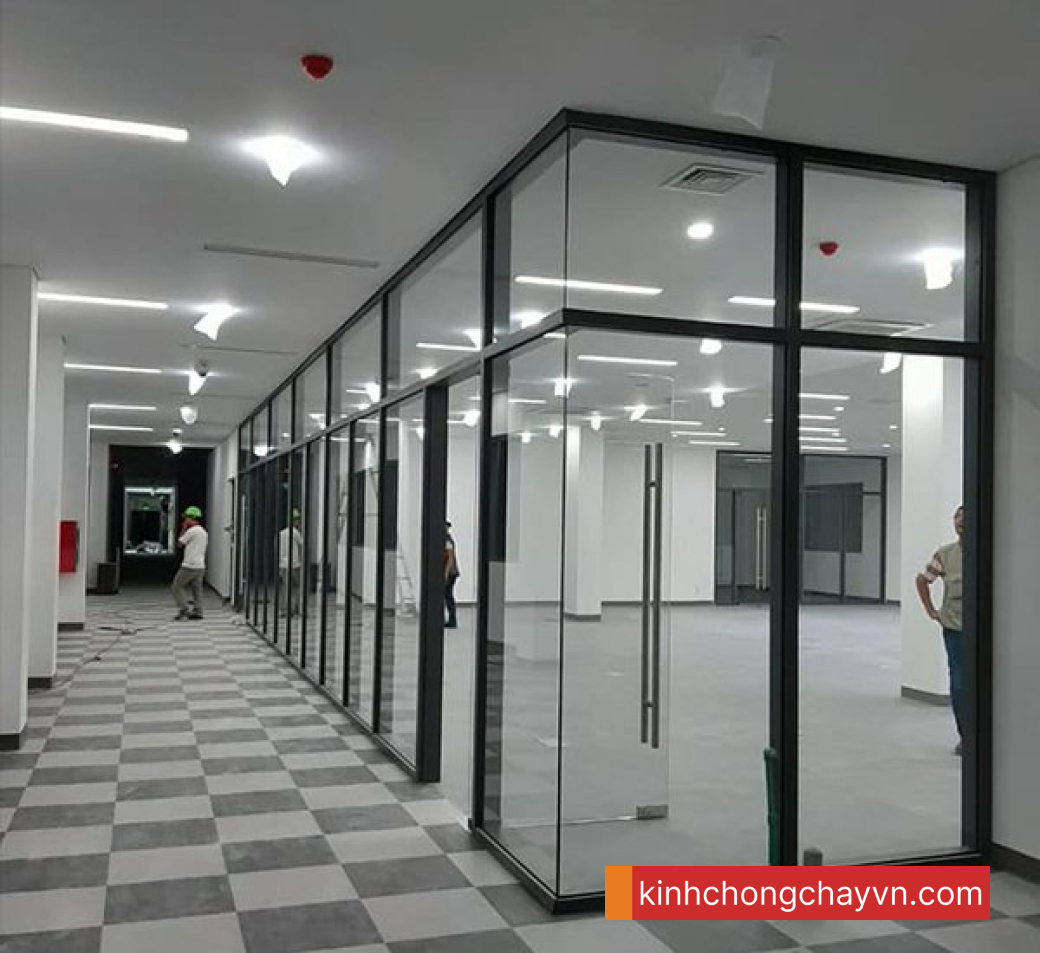Kính chống cháy Firenix 60 phút an toàn