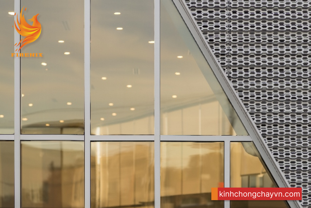 Kính chống cháy ứng dụng trong những công trình nào