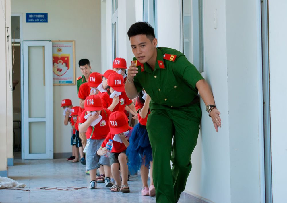 Giáo dục an toàn cháy nổ cho người dân - Firenix