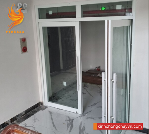 So sánh kính chống cháy 30 phút và 60 phút
