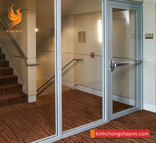 Xây dựng hệ thống lối thoát hiểm an toàn với cửa kính chống cháy - Firenix