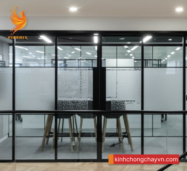 Tìm hiểu chi tiết đặc điểm kỹ thuật của vách kính chống cháy