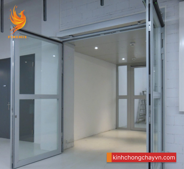 Ưu thế nổi bật của cửa kính chống cháy hiện nay
