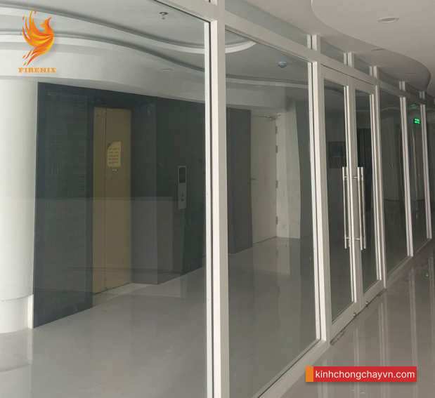 Mua cửa thủy lực 2 cánh chống cháy: Những điều cần biết