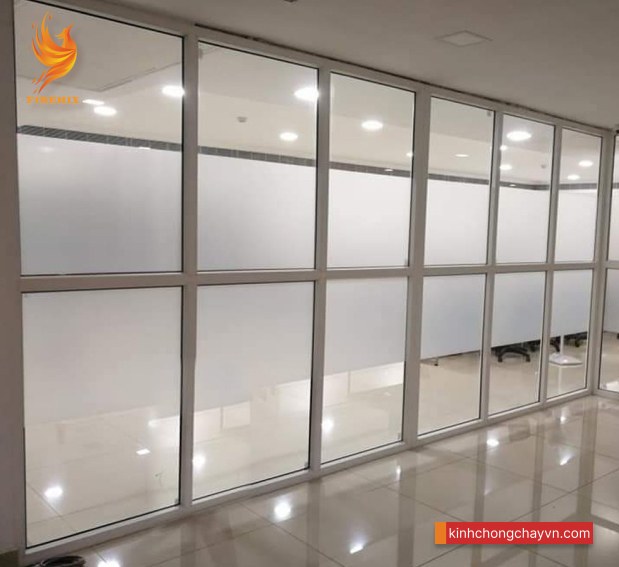 Vách kính chống cháy và giải pháp tiết kiệm năng lượng