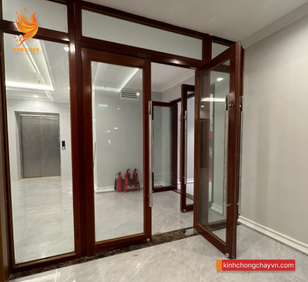Cửa kính chống cháy an toàn cho văn phòng